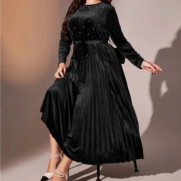 Luxurious plus size pearls detail pleated hem party holidays formal velvet  dress